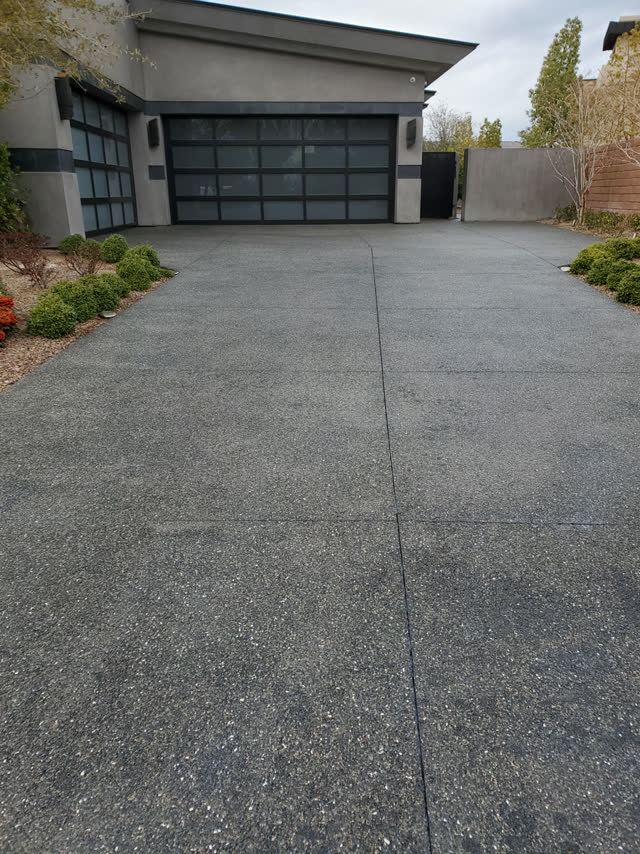 Sealed exposed aggregate driveway